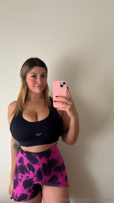 Curvycatiex onlyfans posts