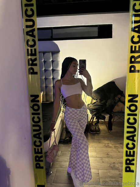 Angelzola leaks onlyfans