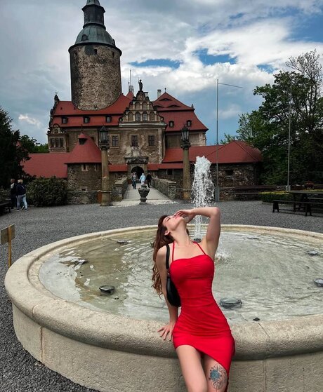 Aariel Leiira onlyfans leak porn