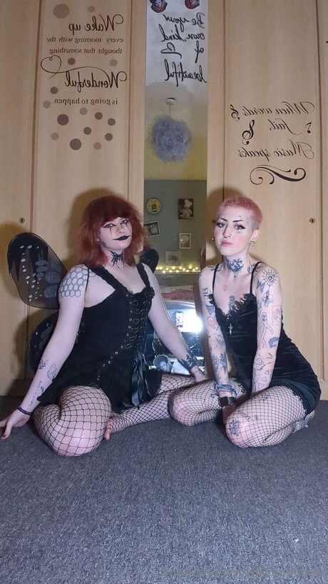 Wixchaphoria onlyfans striptease