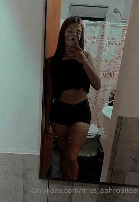 Miss Aphroditee leak onlyfans