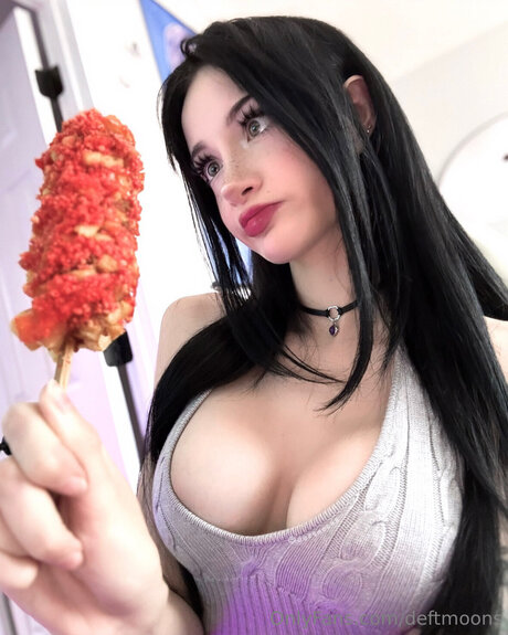 Deftmoons onlyfans leaked.