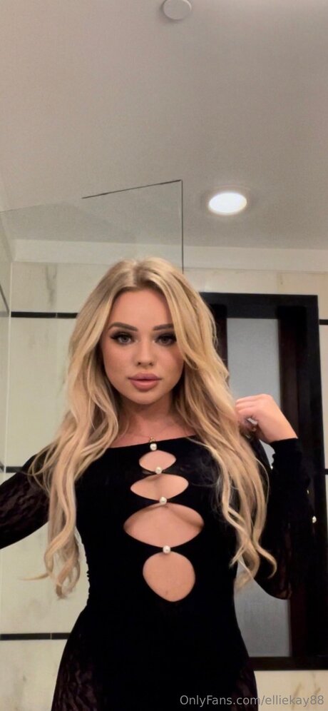 Xo Ellie onlyfans ass