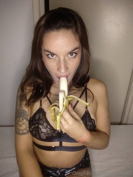 Annieho0t onlyfans leaks porn