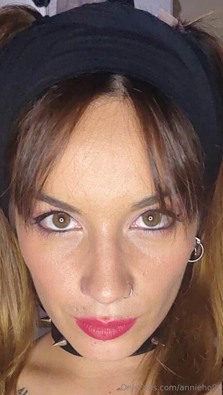 Annieho0t topless onlyfans