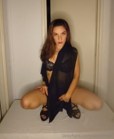 Annieho0t onlyfans photo