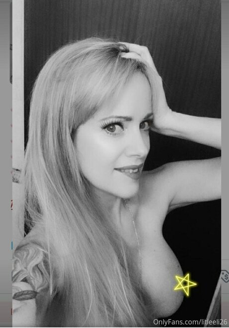 Eliigautoo topless onlyfans