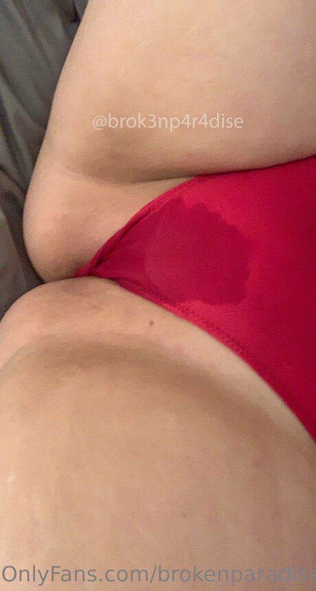 Leonie Sophie Free strip onlyfans