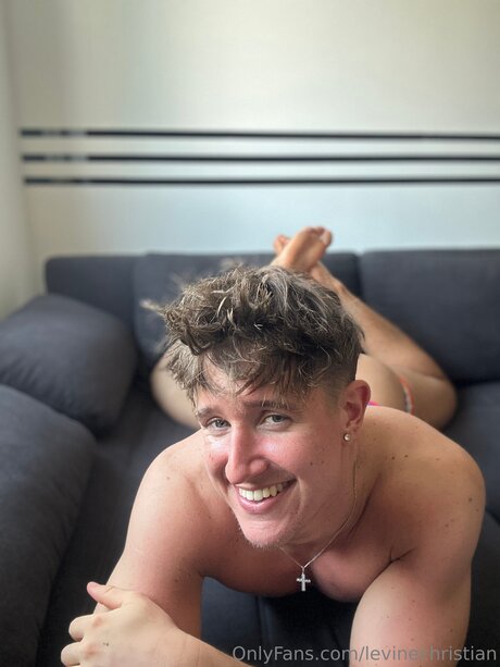 Christianlevine Straight porn onlyfans