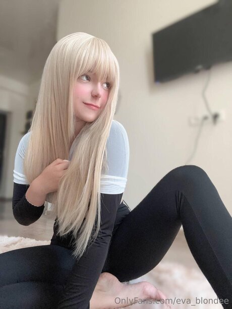 Eva Blondee naked onlyfans leak