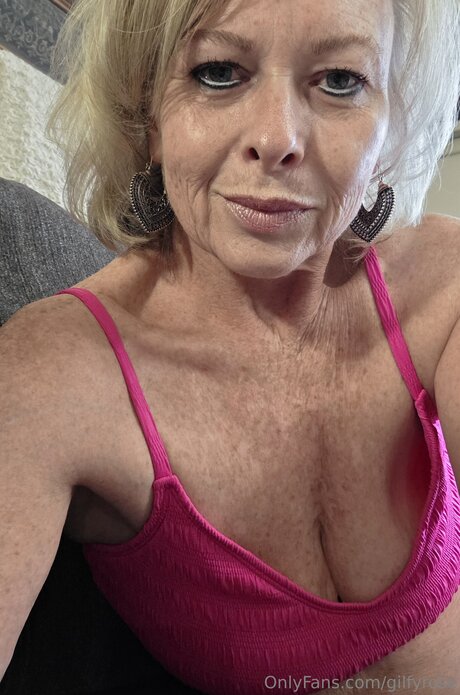 talk onlyfans naked visual