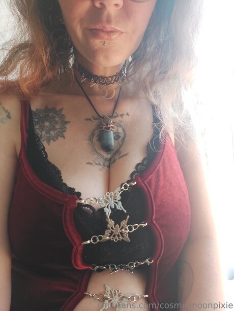 Cosmicmoonpixie xxx onlyfans