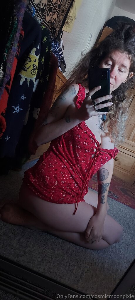 Cosmicmoonpixie onlyfans nide