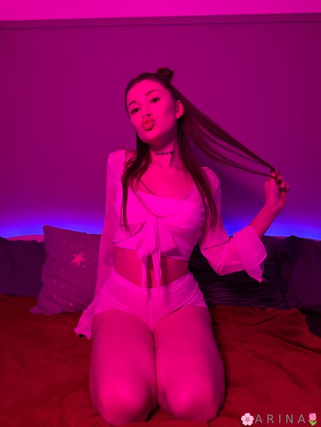 Arina Stars onlyfans boobs