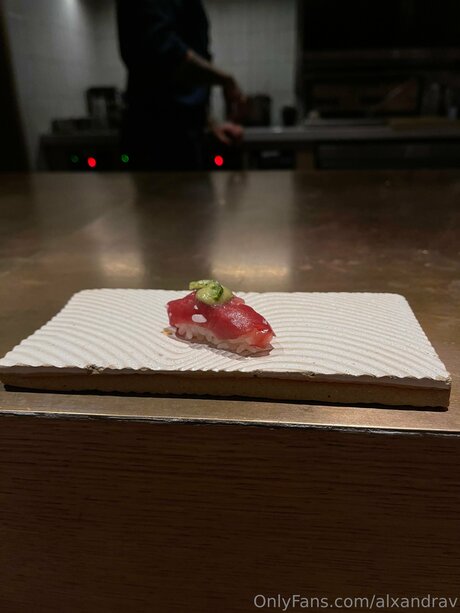 Alxandrav onlyfans leaked tits