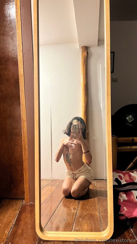 Rexistonee onlyfans free