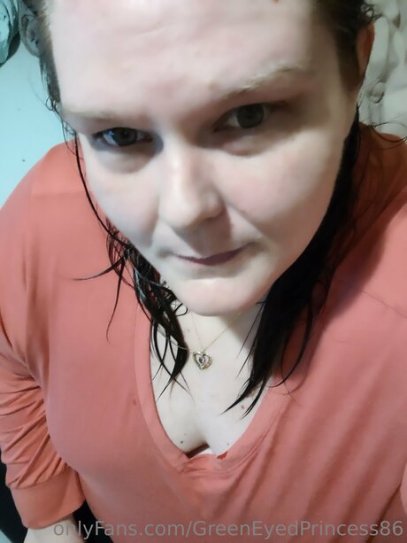 Greeneyedprincess86 onlyfans nudes