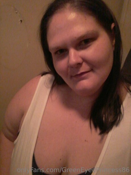 Greeneyedprincess86 only fans leak