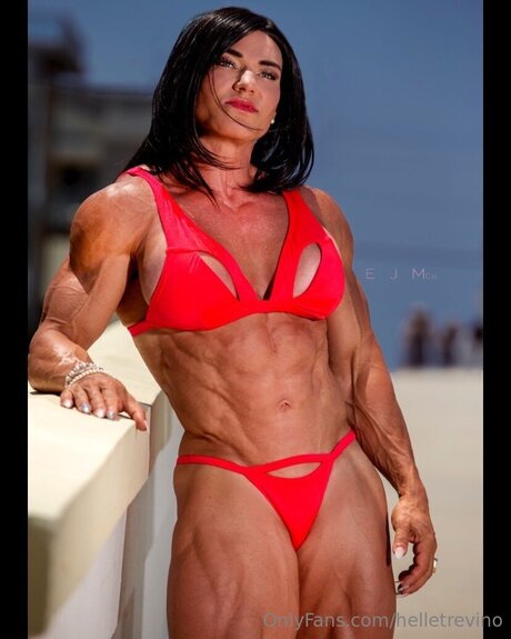 Helletrevino onlyfans model