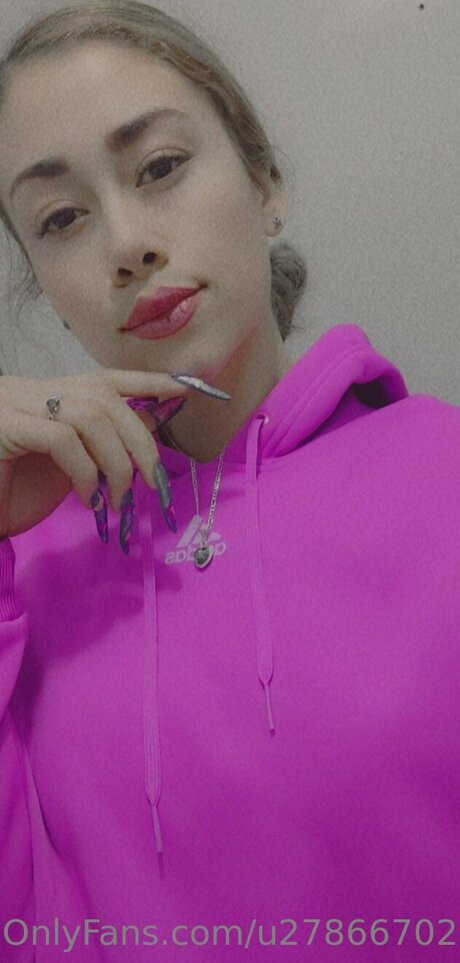 U278667022 onlyfans model images