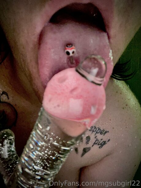 Mgsubgirl22 onlyfans fuck