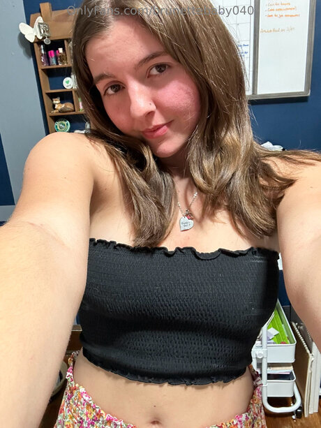 Brunettebaby040 onlyfans leaked naked