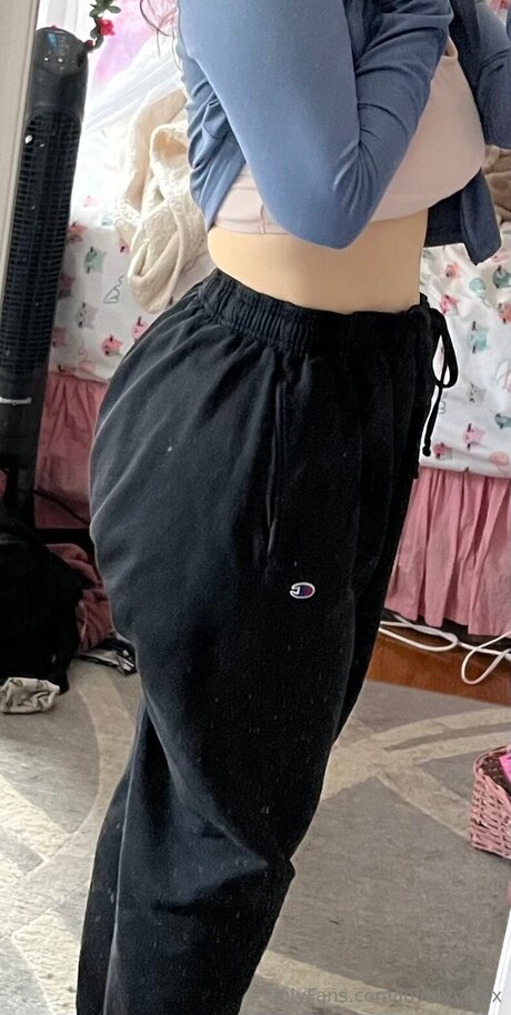 Lovelyylexx leaked onlyfans.