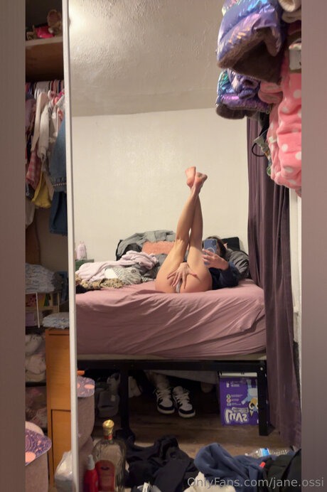 Jane Ossi onlyfans nude leak