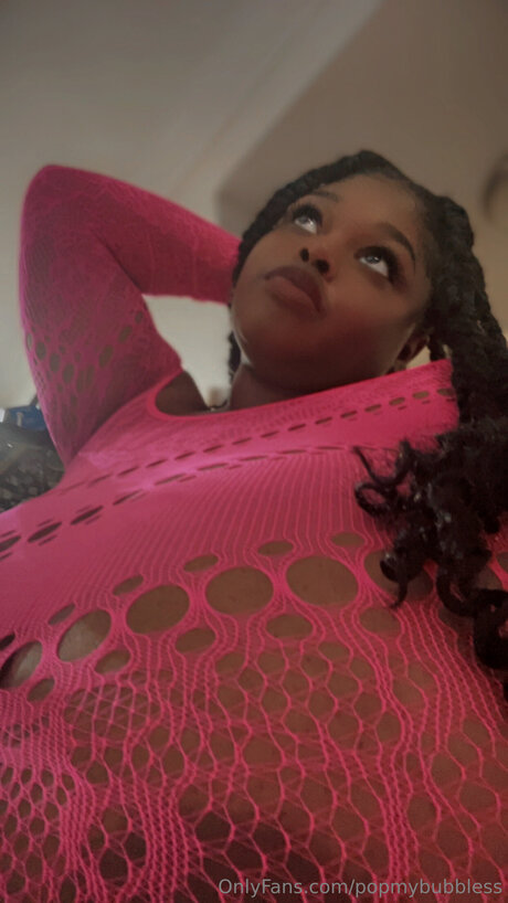 Popmybubbless tits onlyfans