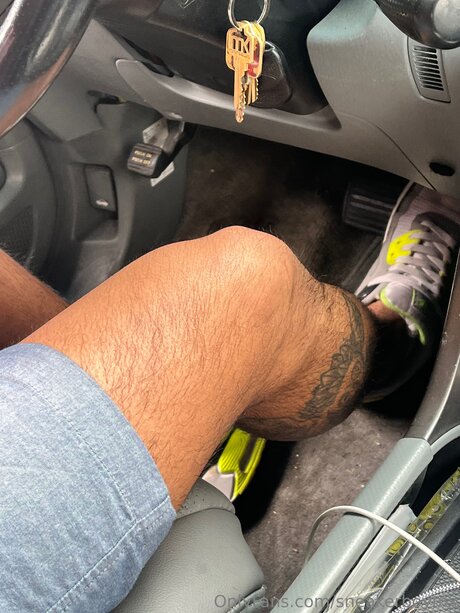 Sneakerboymx Profile image