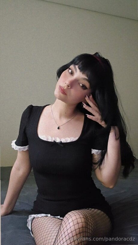 Pandoracdz onlyfans topless