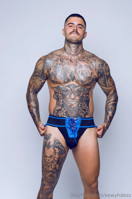 Xewyhdezz onlyfans topless