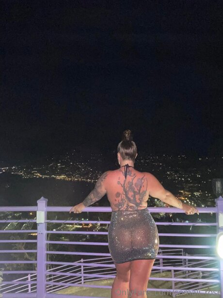 Somali Rose only fans pictures