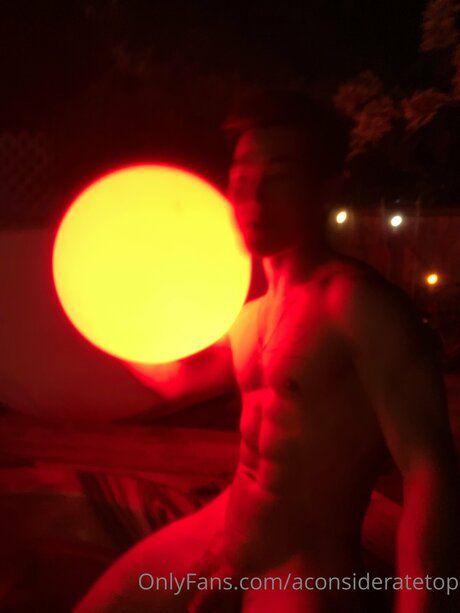 Aconsideratetop only fans pics
