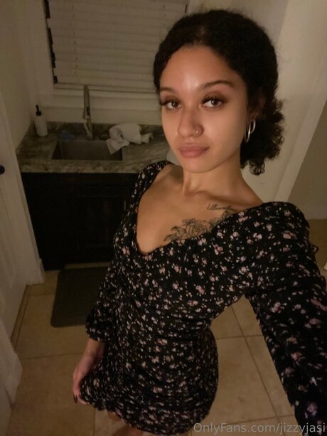 Jizzyjasi sex tape onlyfans