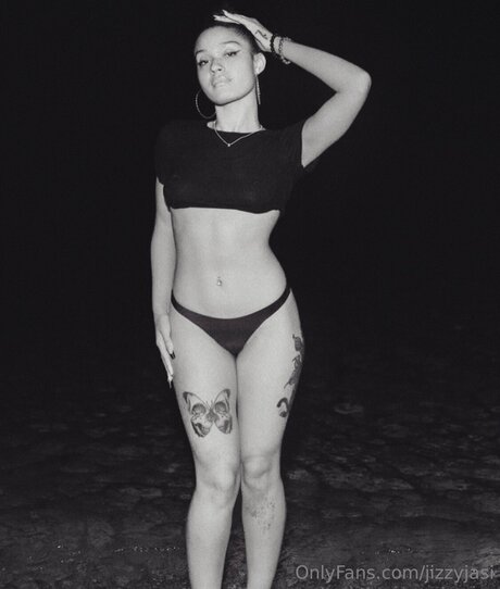 Jizzyjasi onlyfans nude content