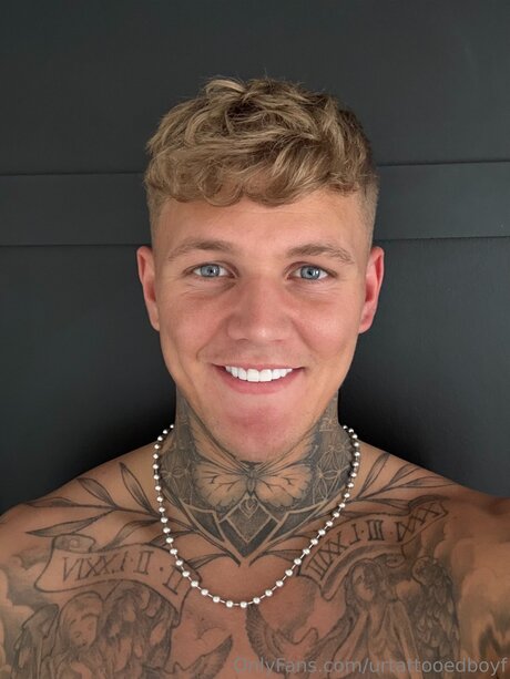Urtattooedboyf onlyfans sex