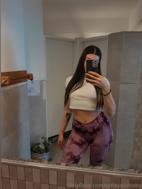 petite brunette onlyfans free nude scan