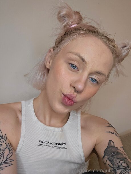 Julie Karkki onlyfans leaked nude