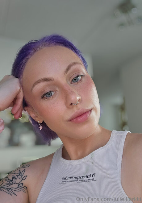 Julie Karkki nude onlyfans leak