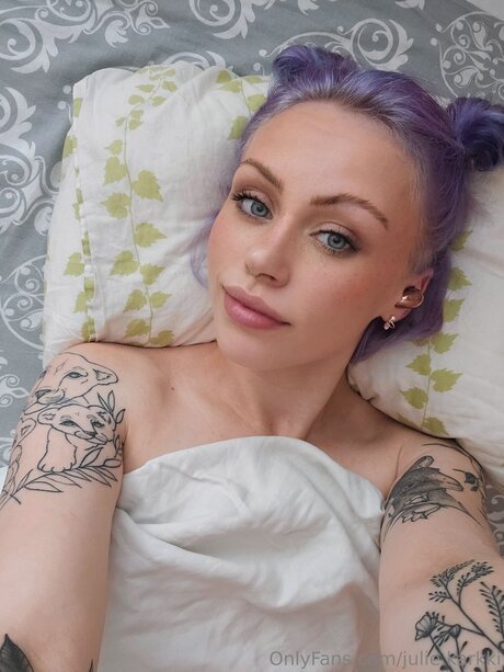 Julie Karkki onlyfans xx