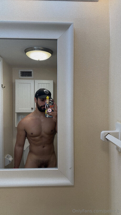 Peter B is on onlyfans