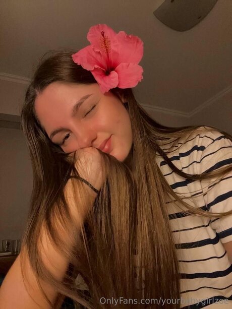 Yourbabygirlzoe en onlyfans