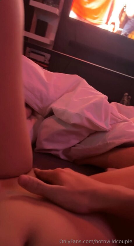 beautiful feet onlyfans sexy naked selfie