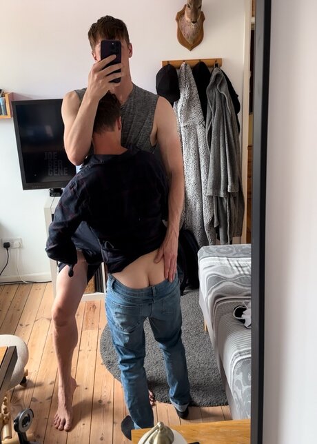 leather leggings onlyfans top self-portrait