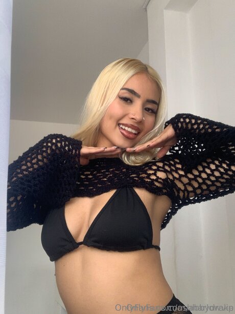 Abbydrake onlyfans desnuda