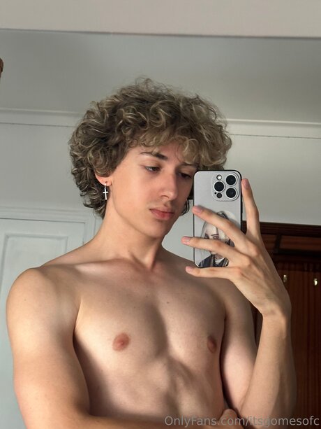 Itsgomesofc onlyfans leaked nudes