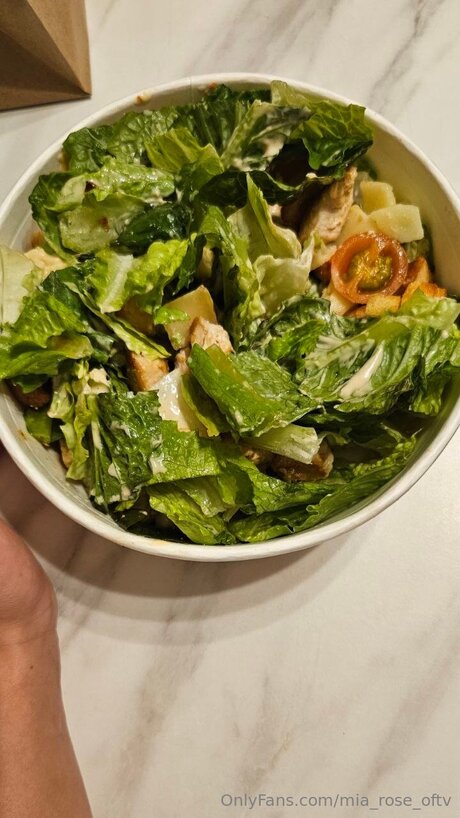 Mia Rose Oftv only fans photos