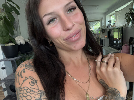 Taragracex onlyfans leaks.