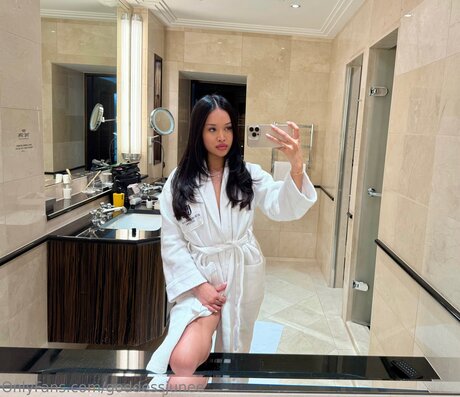 Goddessjunee onlyfans